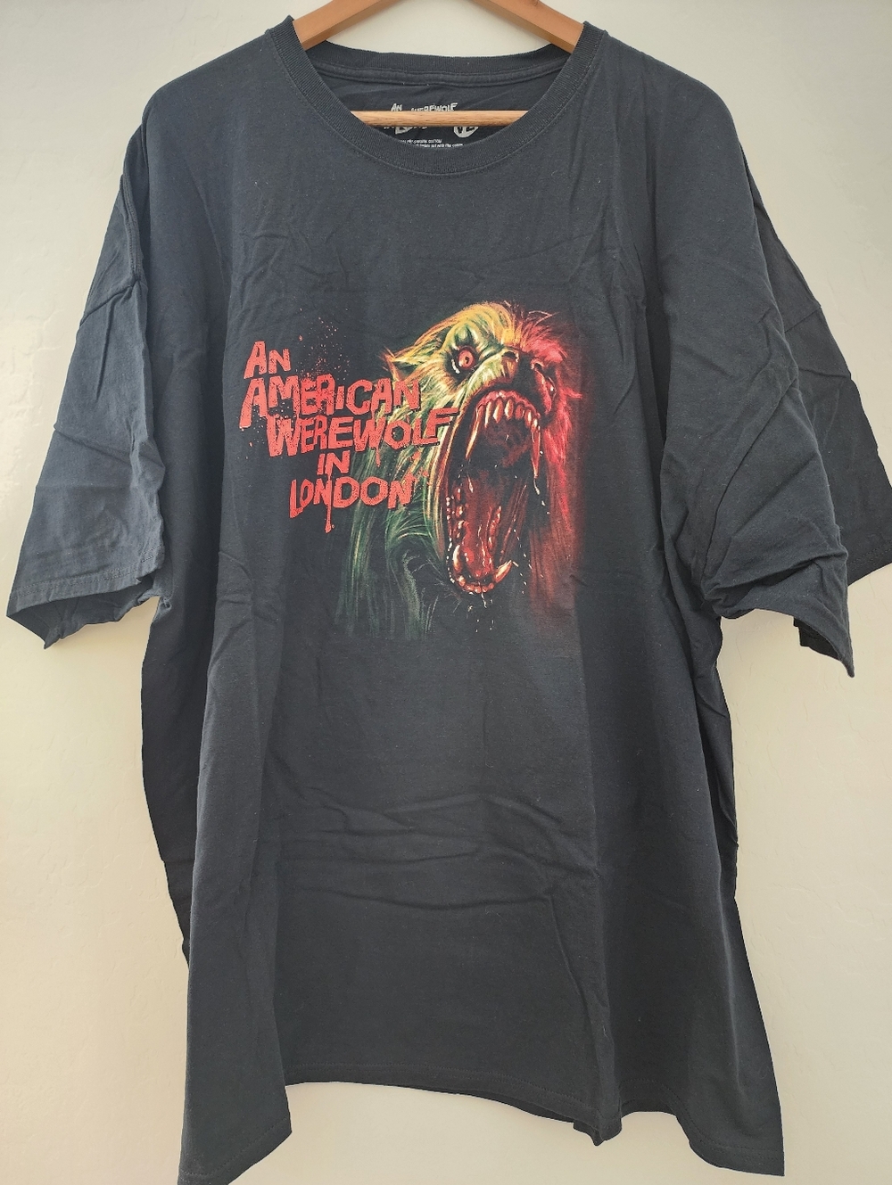 New Fright Rags An American Werewolf In London V2 Graphic Tee, 4XL, Black